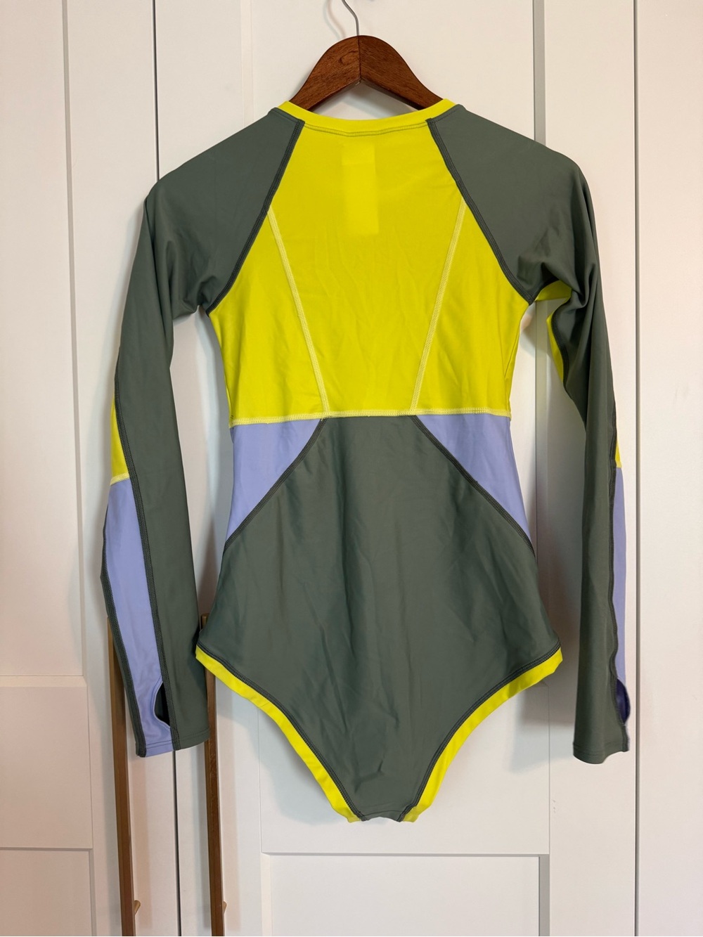 NWT! Prana Women’s Small McKalya One Piece Long Sleeve Rashguard Swimsuit - Picture 3 of 5